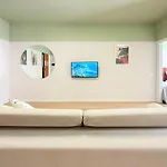 Exclusive Sea View - Cozy Lägenhet